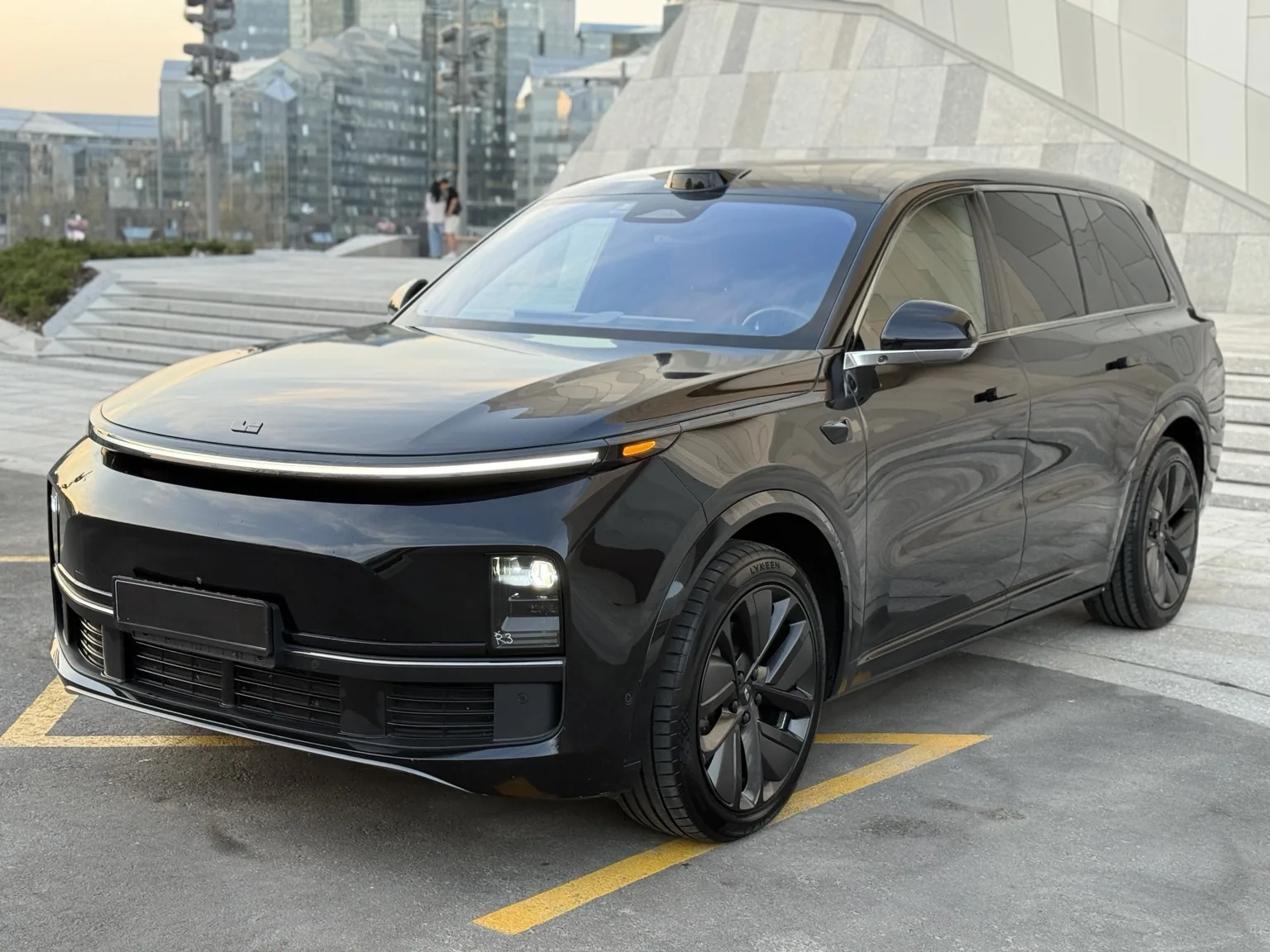 Li Auto L9
